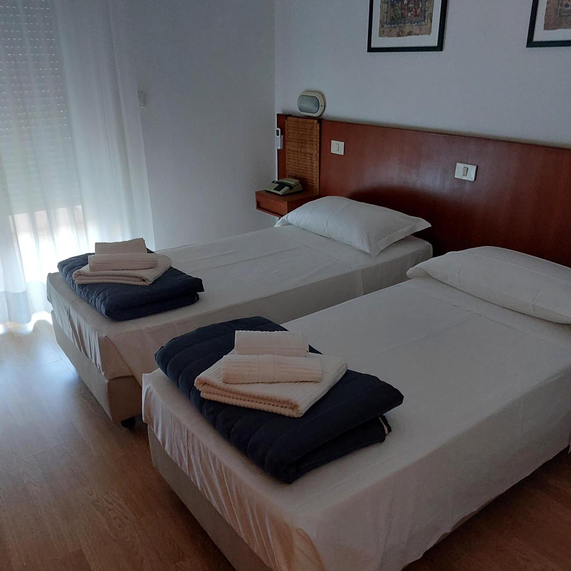 Hotel Helvetia Grado Extérieur photo
