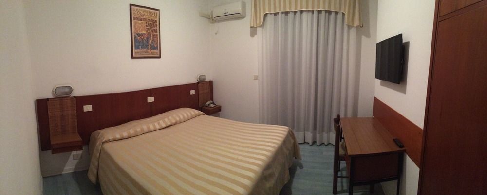 Hotel Helvetia Grado Extérieur photo